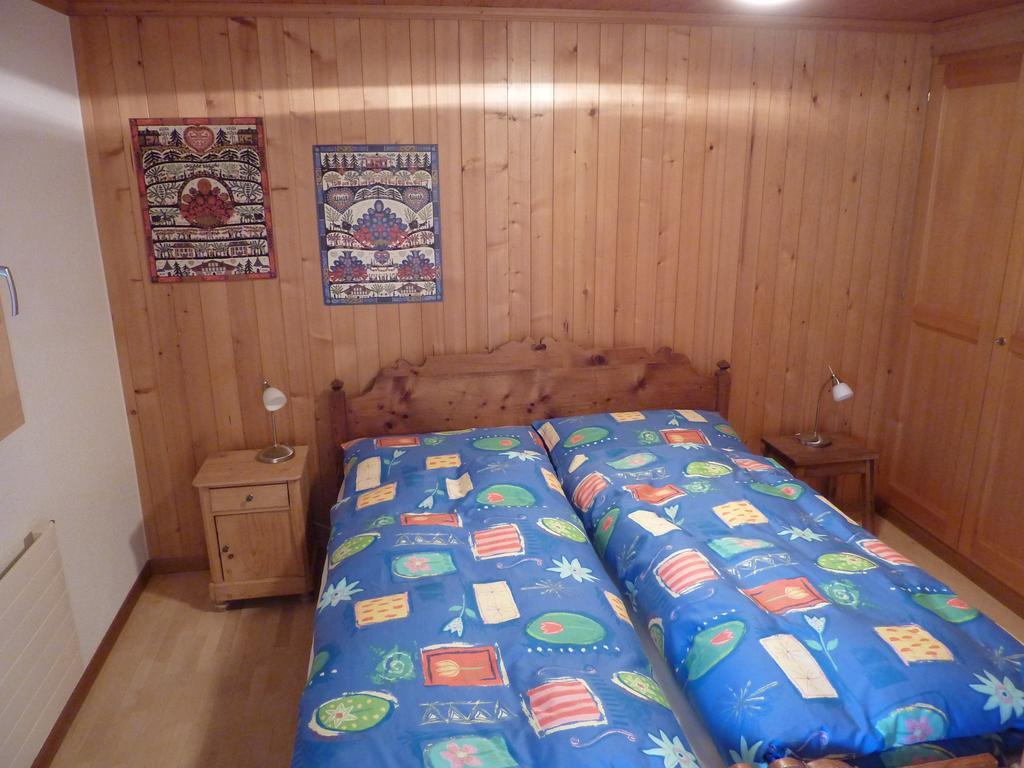 Chalet Aebnetbode Ґштад Номер фото